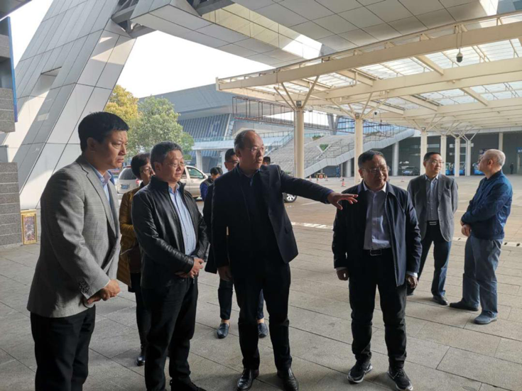 宜賓市考察團一行赴會展公司考察調
